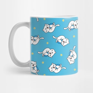 White cats playing ball Mug